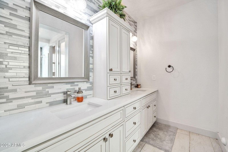 13578 N 152nd Dr-22