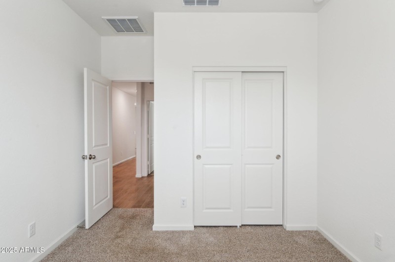 29-web-or-mls-25372-w-sunland-ave-lot-20