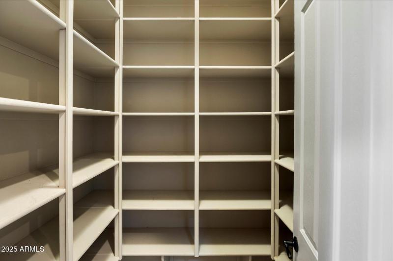 Walk=In Pantry