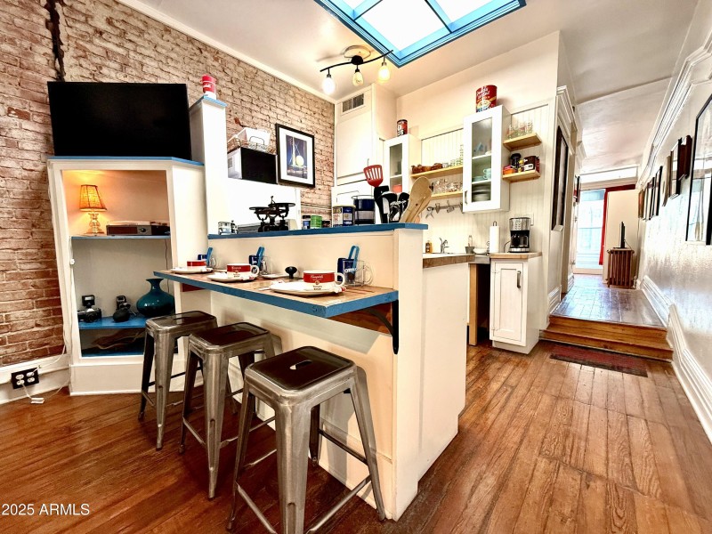 Breakfast Bar