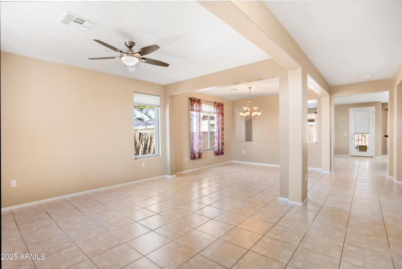 living/dining room