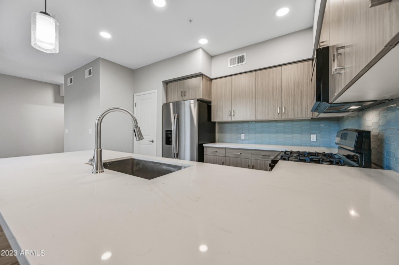 11-1027W5S-TFA-3BL-07 08 12 13 17 18-ocu