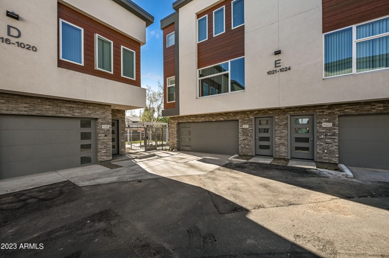 10-1027W5S-TFA-Community-ocupix