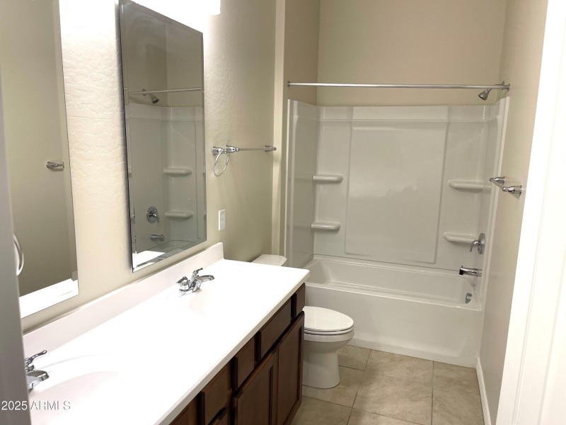 Lot 121 Hall Bath