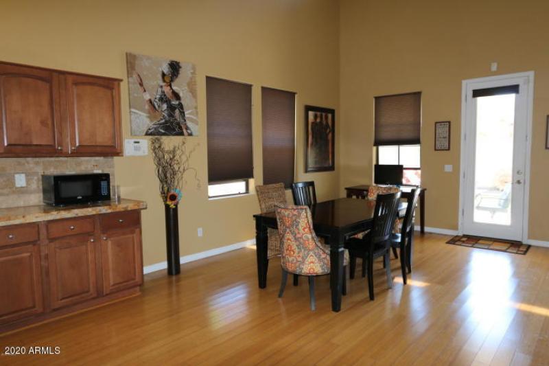 20160403150544292968000000-o