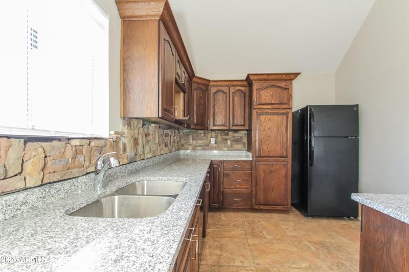 008-photo-kitchen-10955628