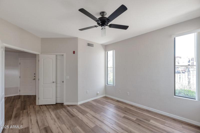 7-web-or-mls-Qp-8666