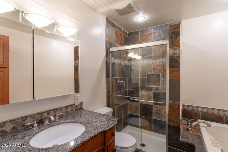 secondary bath