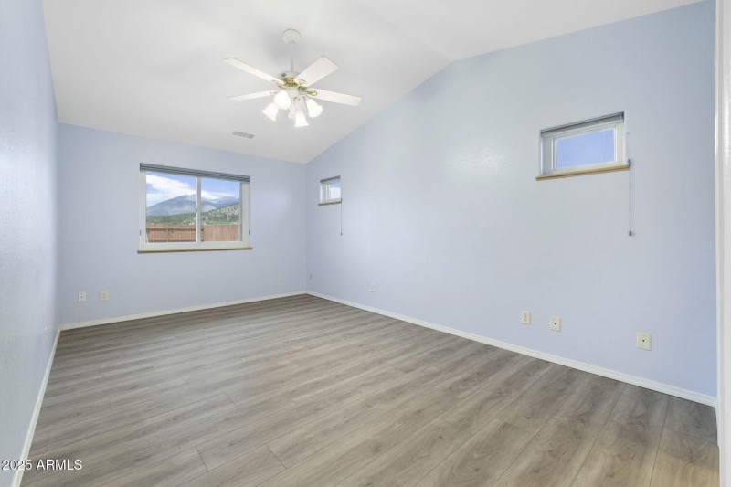 24-web-or-mls-FA9A9506