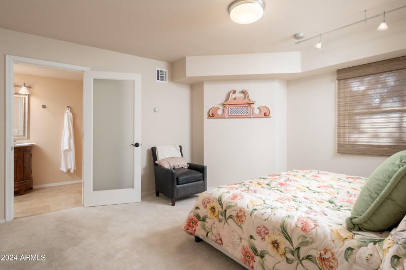 THIRD GUEST SUITE