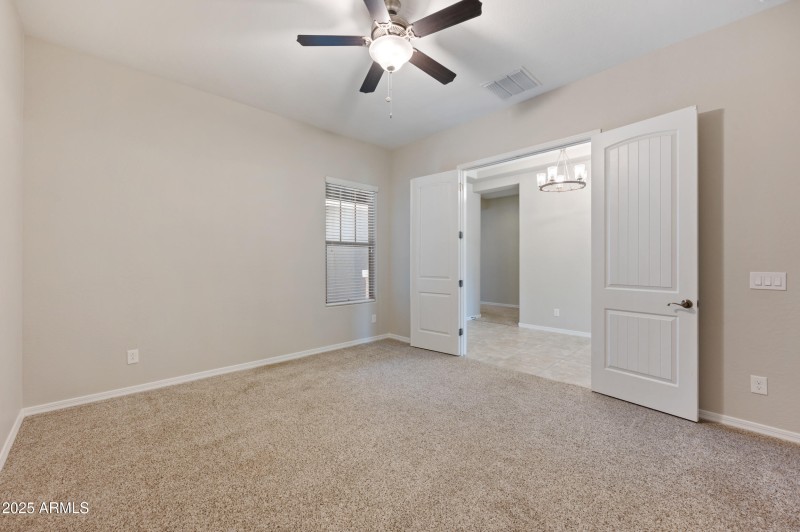 Large Den/Bonus Room