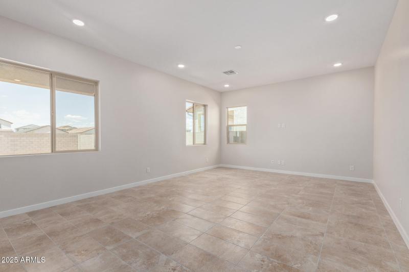 07 - Blissful Breeze