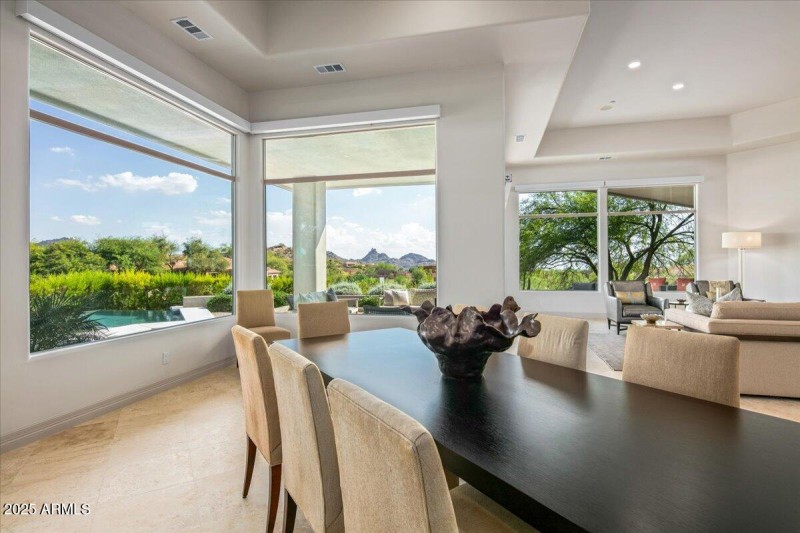 19-Dining Room Views