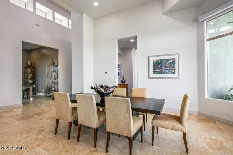 20-Dining Room