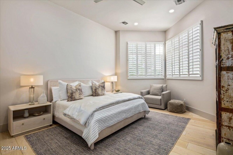 48-Bedroom Ensuite