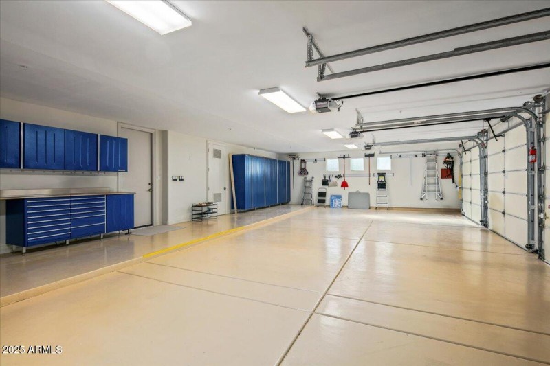 59-Garages