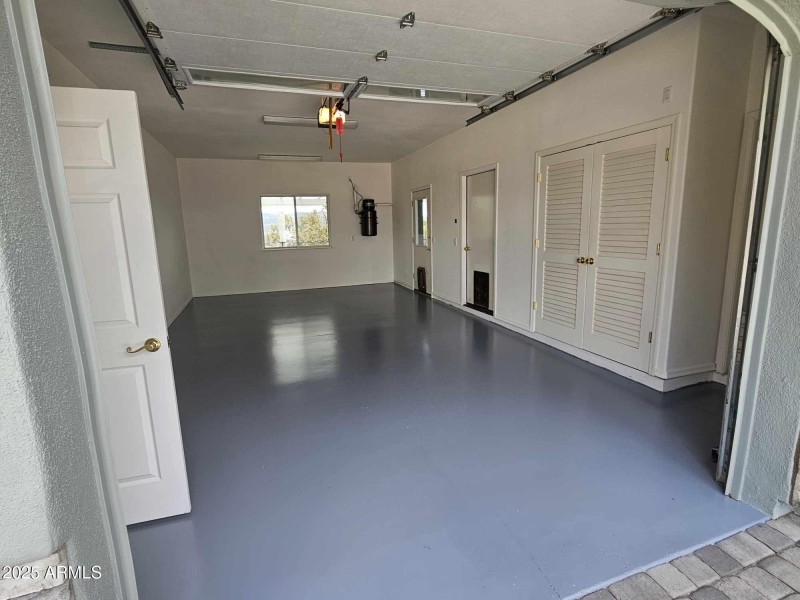 garage