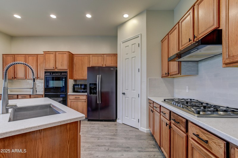 Kitchen 6