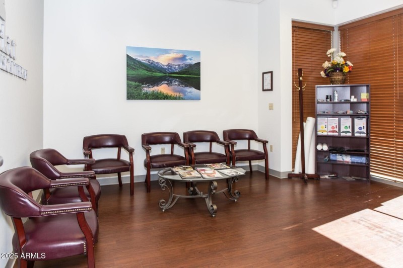 1972 Baseline-2377 (Large)