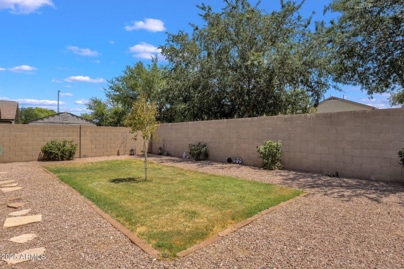 35-web-or-mls-12913-w-rosewood-dr