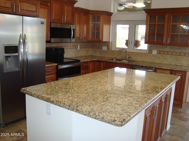 GRANITE AND SS APPLIANCES