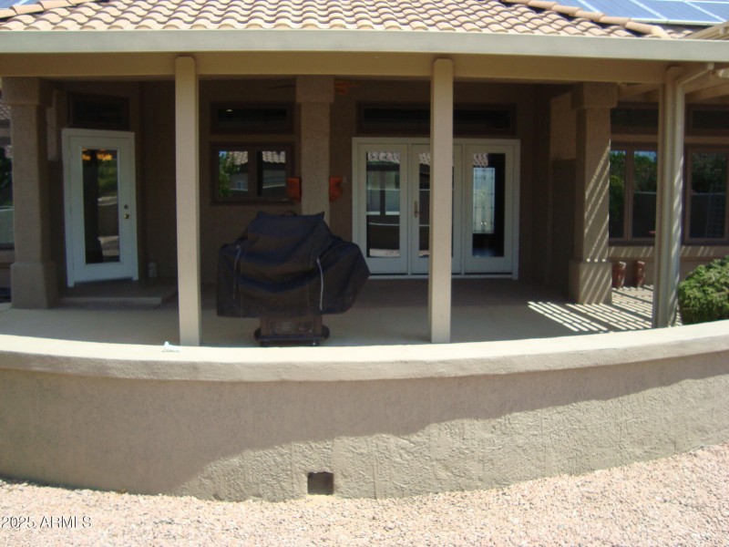 LARGE PATIO