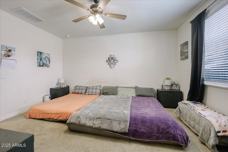 04-Master Bedroom View 2 -9825-W-Trumbul