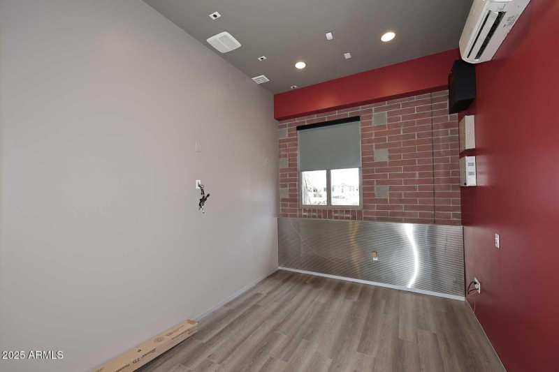 4th Private Office