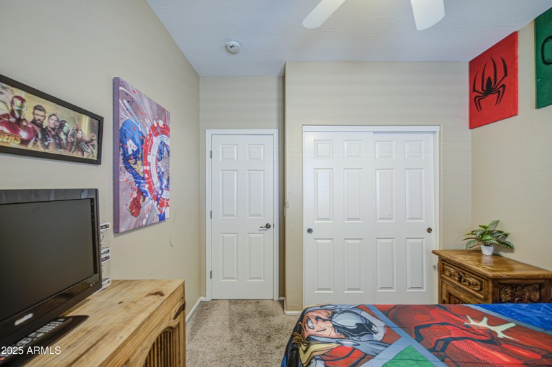 Bedroom 2-pic 2