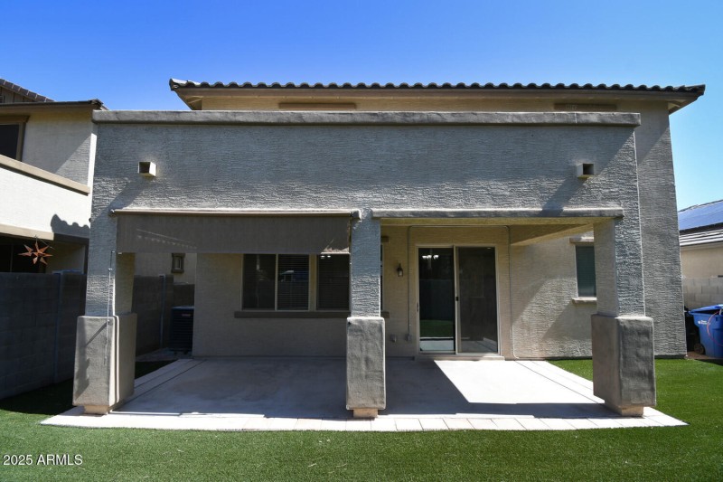 2721 E Dunbar Dr-36