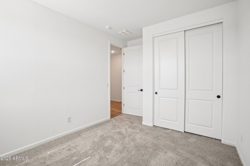 18-web-or-mls-W Camino de Oro-S0307-014