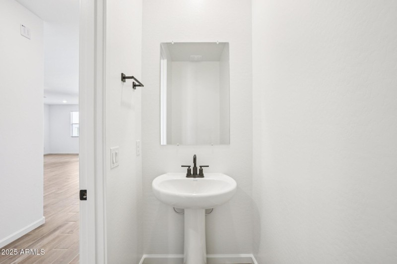 21-web-or-mls-W Camino de Oro-S0307-017