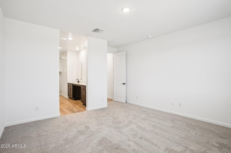 26-web-or-mls-W Camino de Oro-S0307-020