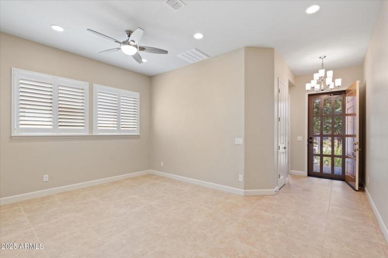 02-Foyer _ Living Room