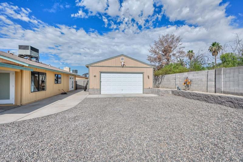 Backyard-Detatched Garage