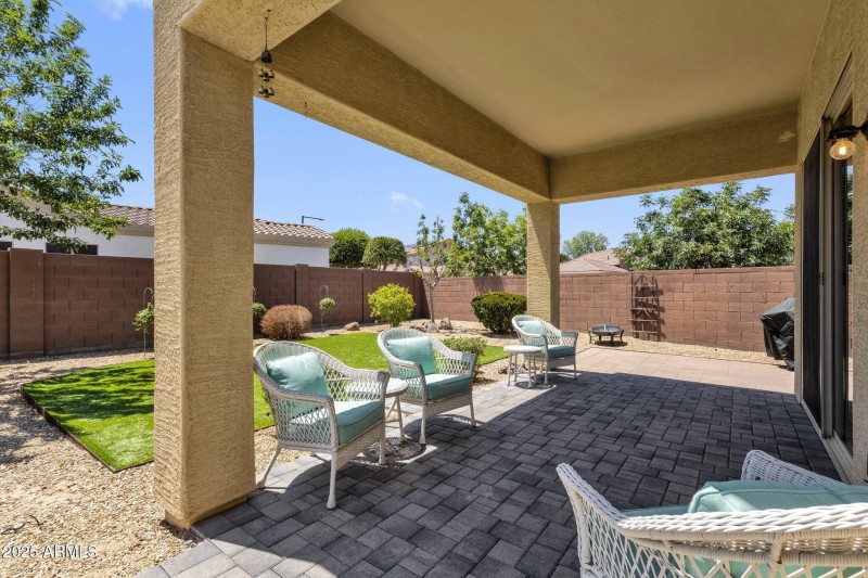44-web-or-mls-12952-w-vista-paseo-dr