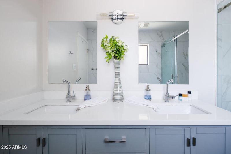 PROPERTYIMAGECO_3301N63rdSt_WEB-23