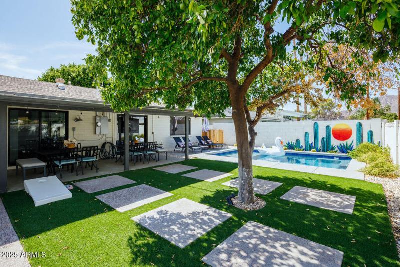 PROPERTYIMAGECO_3301N63rdSt_WEB-33