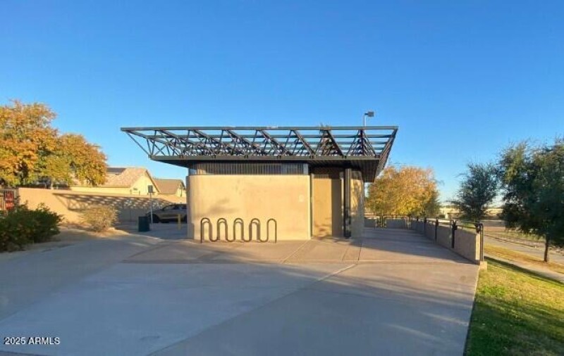 Community View E