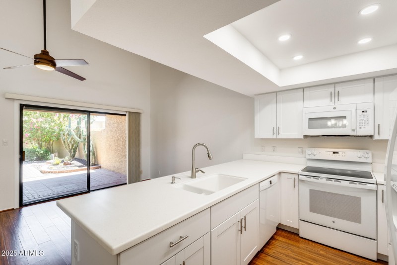 Fully Renovated Kitchen