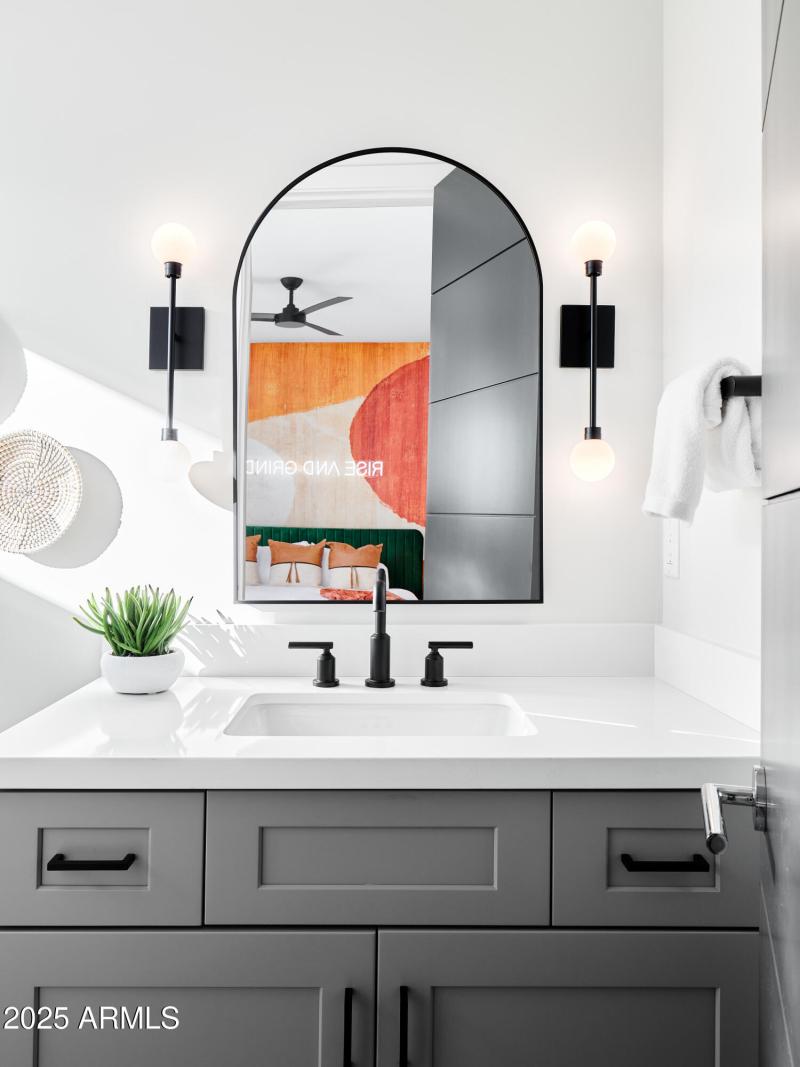 PropertyImageCo_3602NNavajoTrl_WEB_8