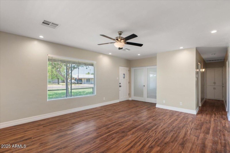 10-Living room