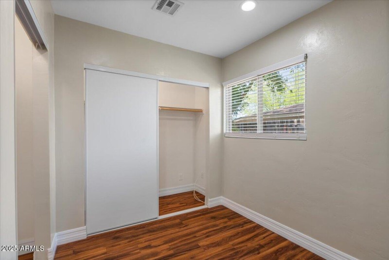 27-Primary bedroom
