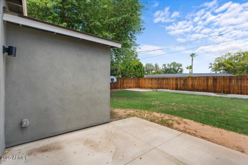 37-Back patio