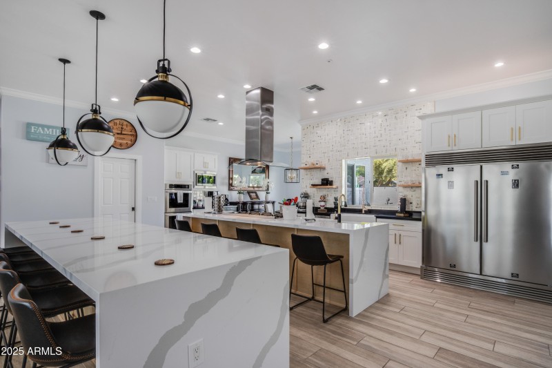 516 W Rancho-12