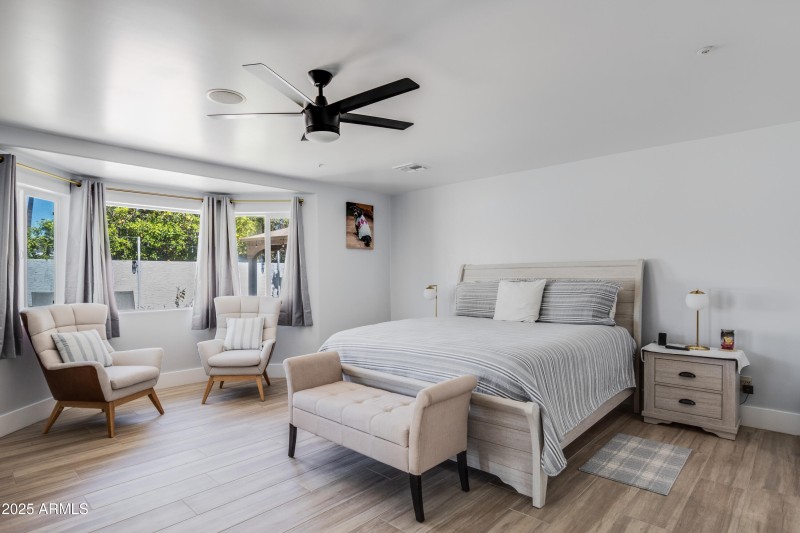 516 W Rancho-26