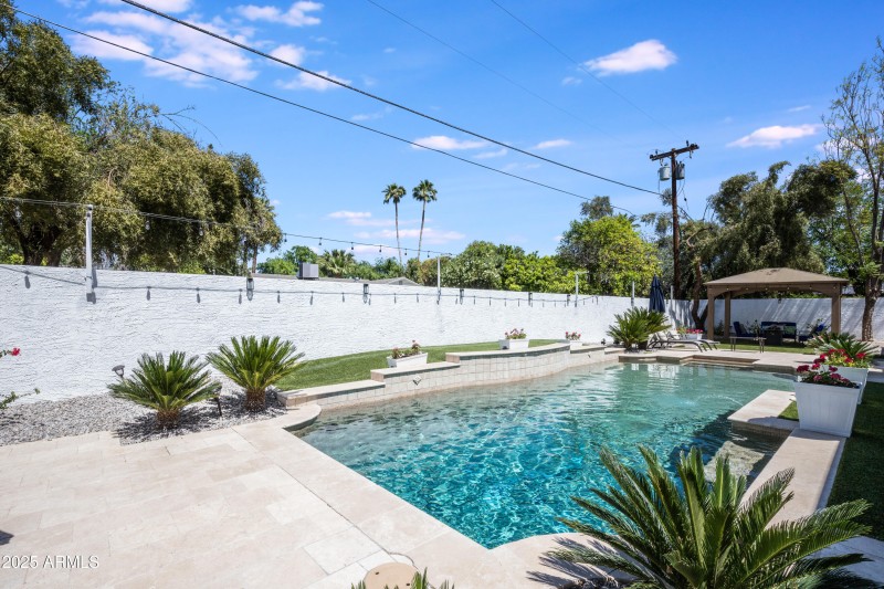 516 W Rancho-36
