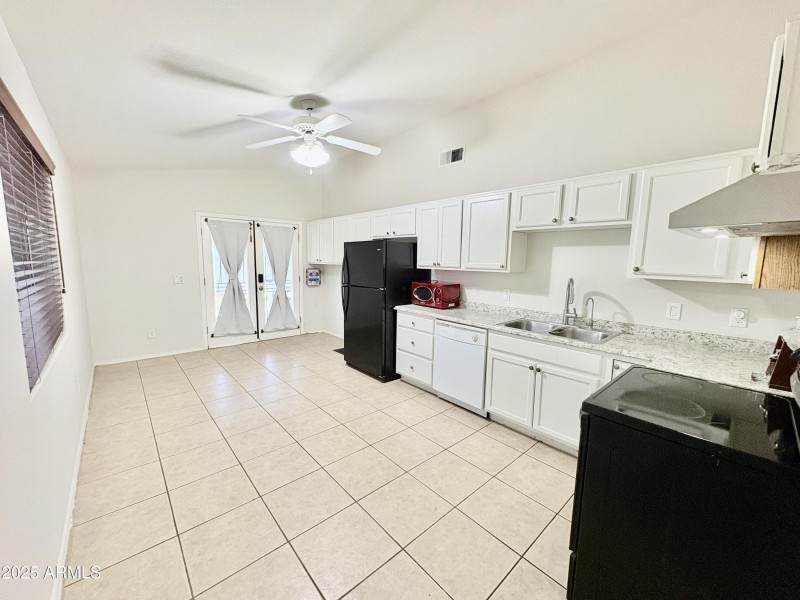 Kitchen2
