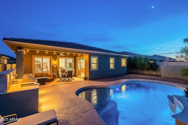 Heated Pool & Built-In BBQ