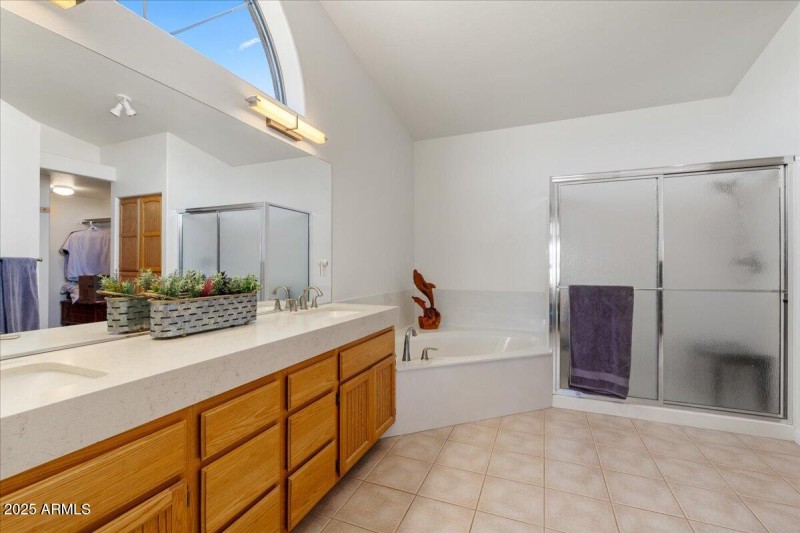 18-Primary Bathroom
